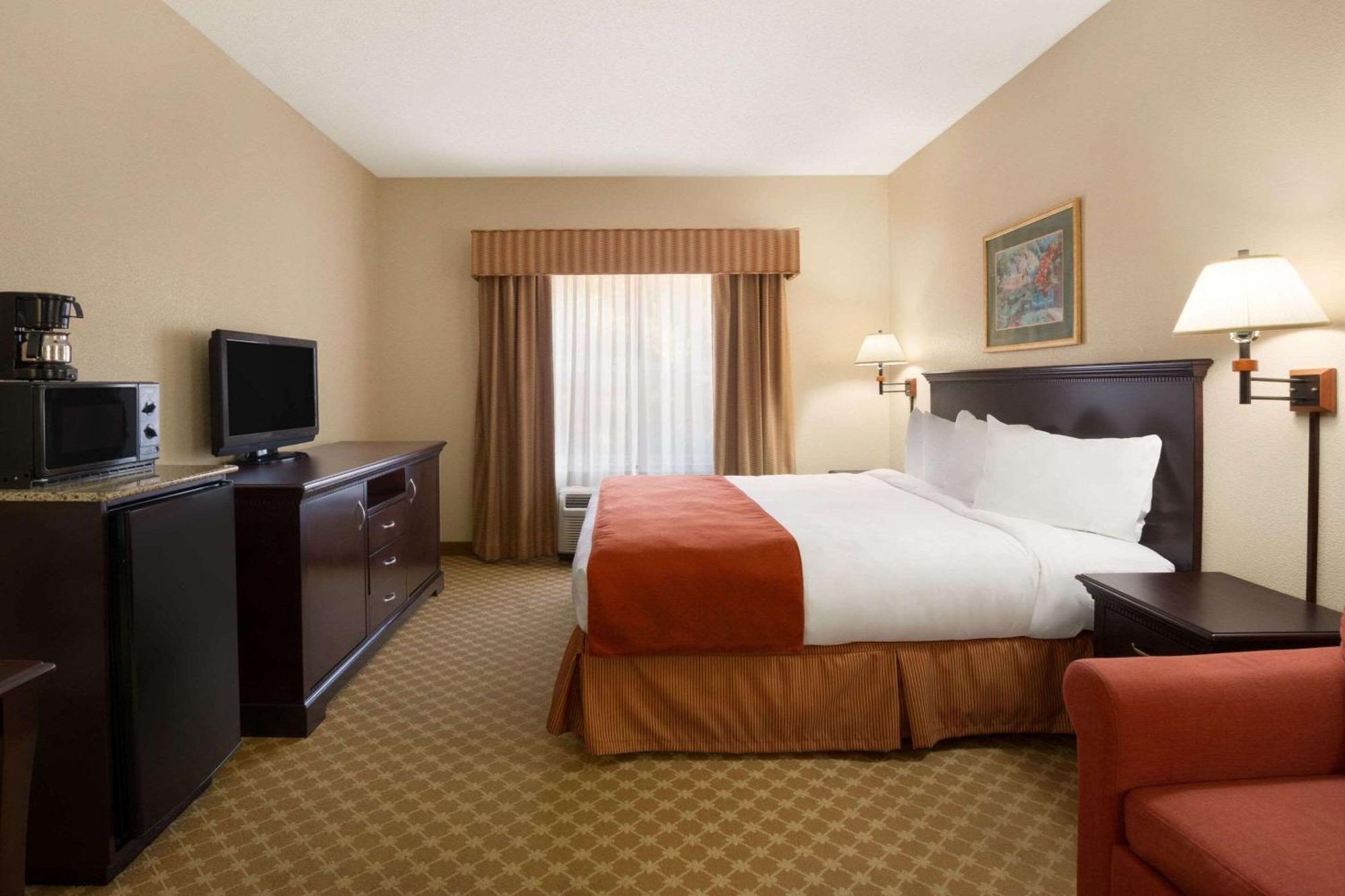 Country Inn & Suites By Radisson, Columbus, Ga Esterno foto