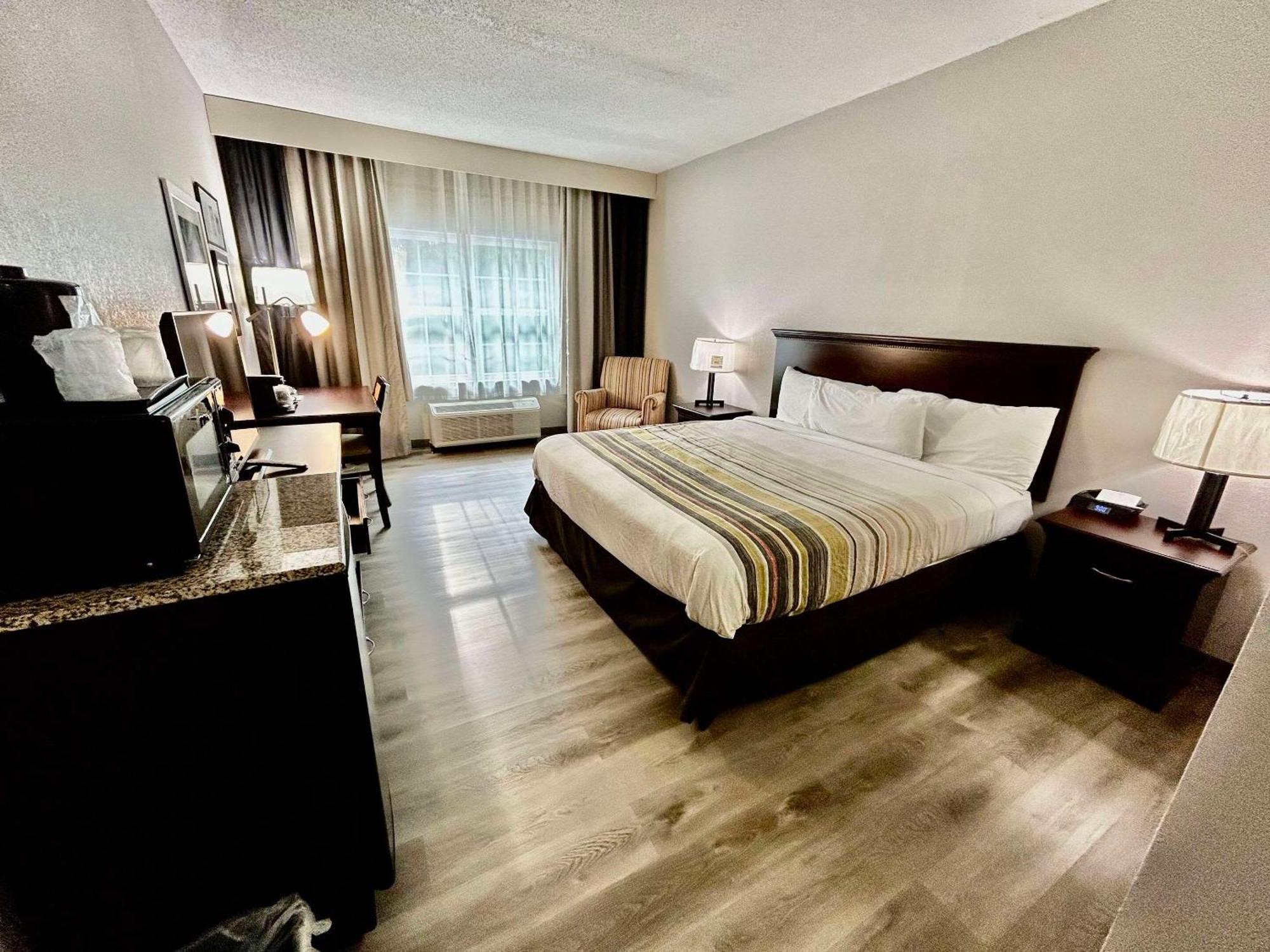 Country Inn & Suites By Radisson, Columbus, Ga Esterno foto